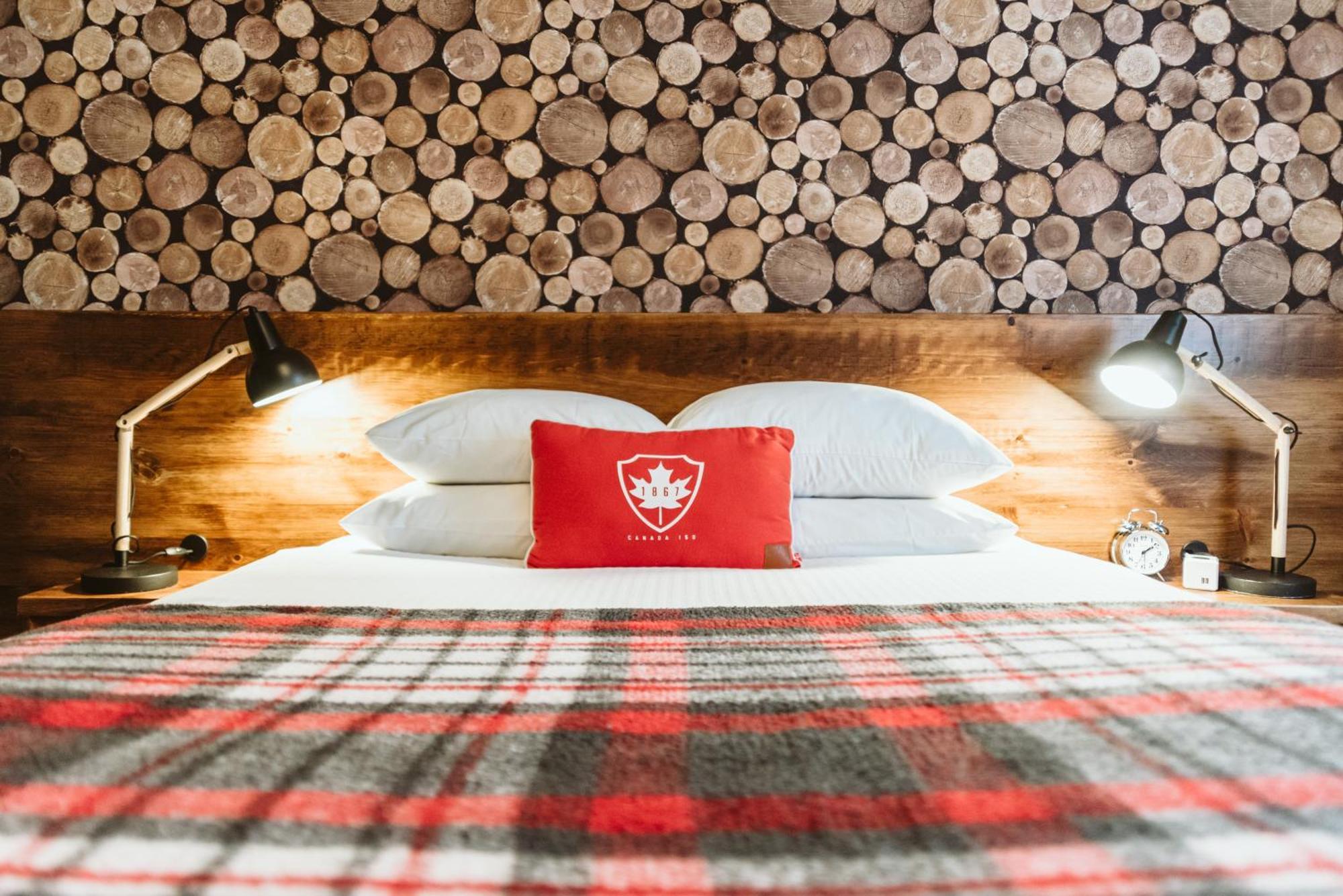 The Grove Hotel Kingsville 外观 照片