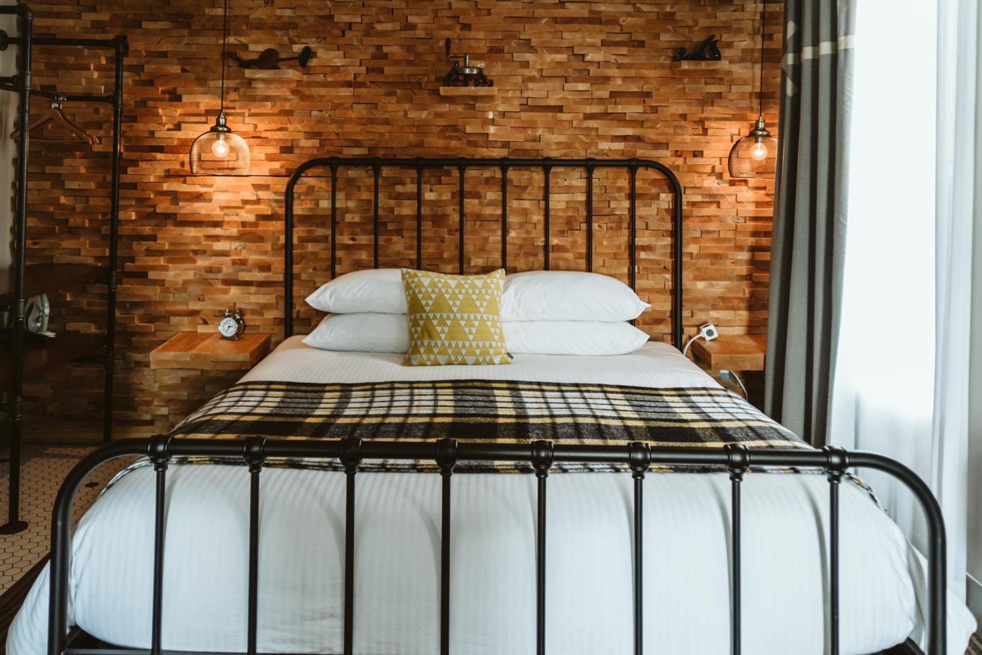 The Grove Hotel Kingsville 外观 照片