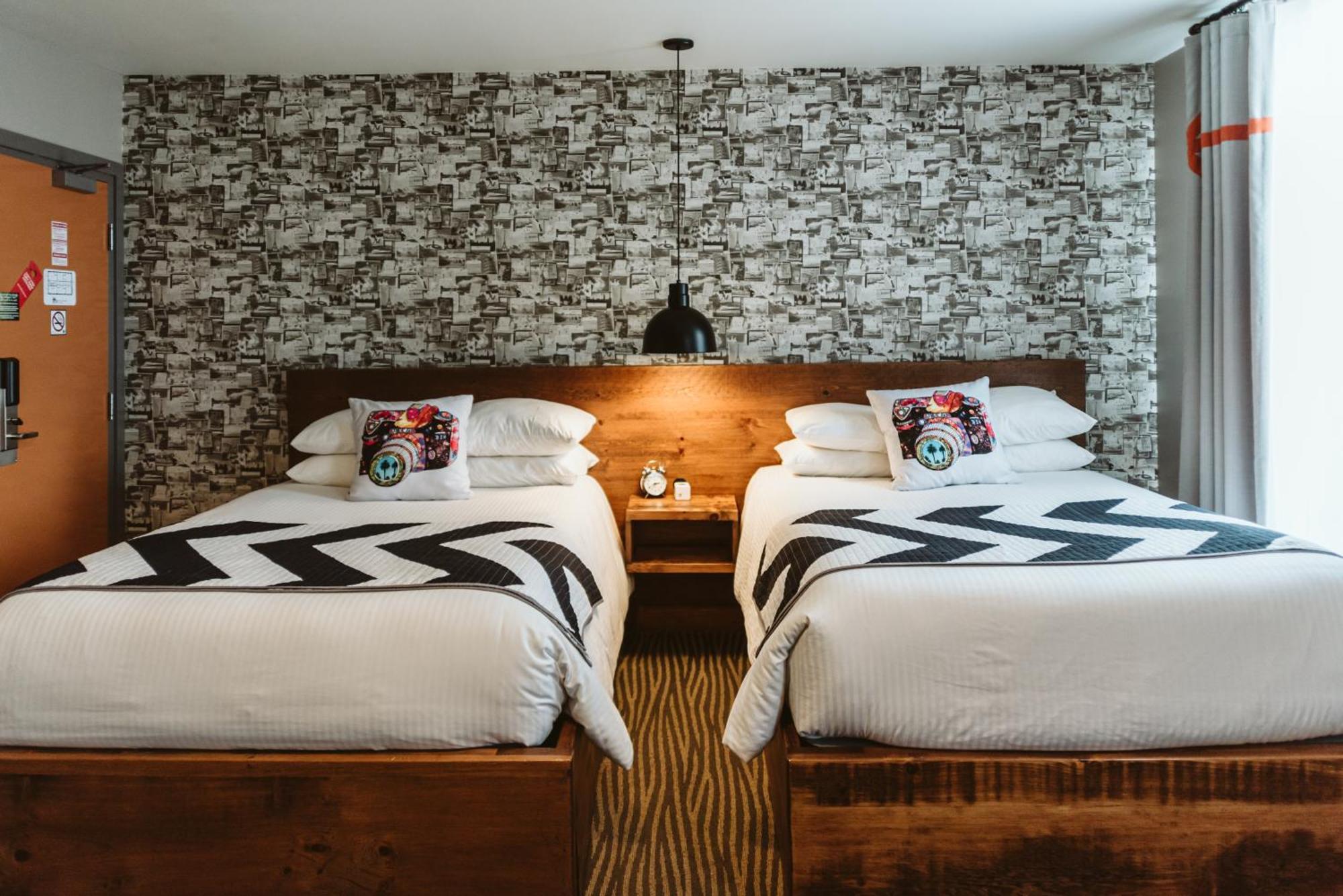 The Grove Hotel Kingsville 外观 照片