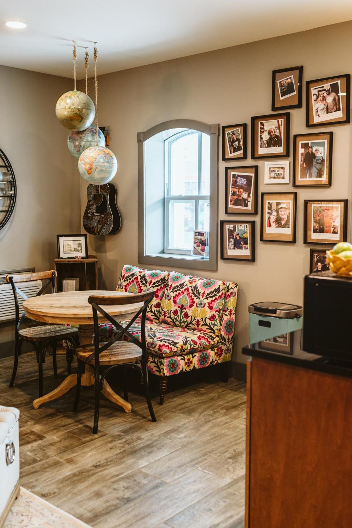 The Grove Hotel Kingsville 外观 照片